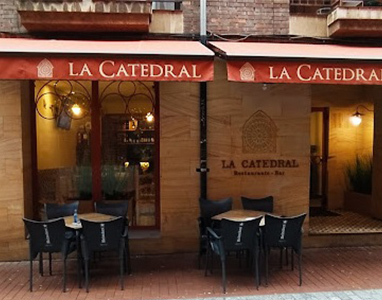 https://visitasguiadasoficiales.com/wp-content/uploads/2024/12/La-catedral-restaurante.jpg