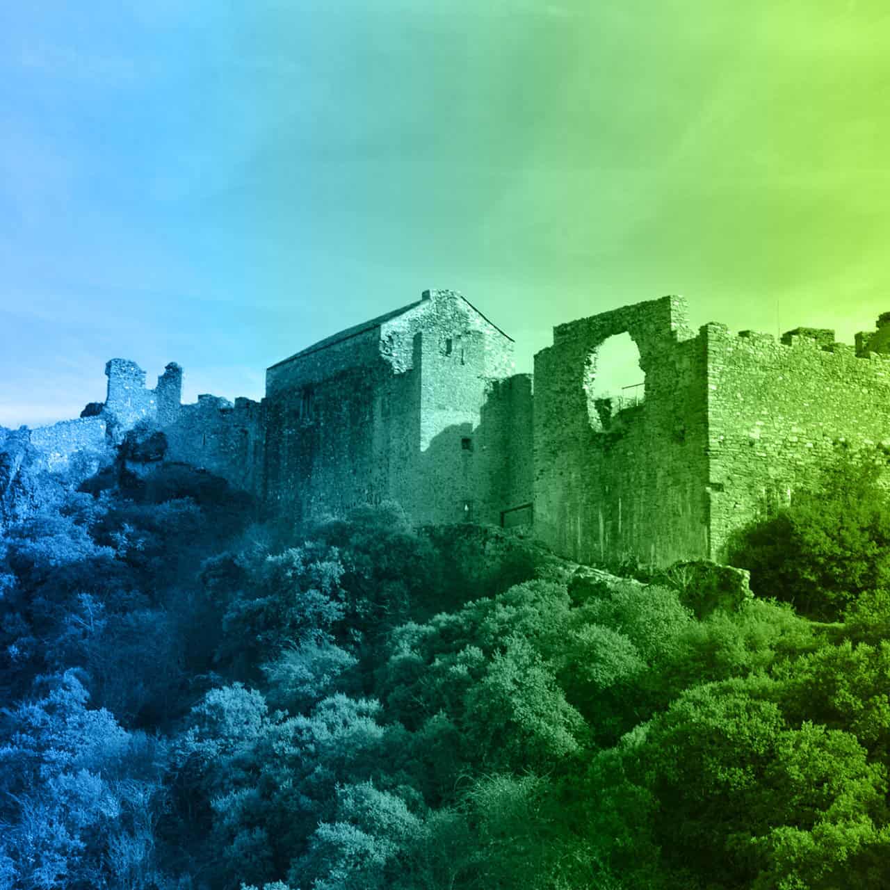 https://visitasguiadasoficiales.com/wp-content/uploads/2025/08/Castillo-de-Cornatel-1280x1280_2.jpg